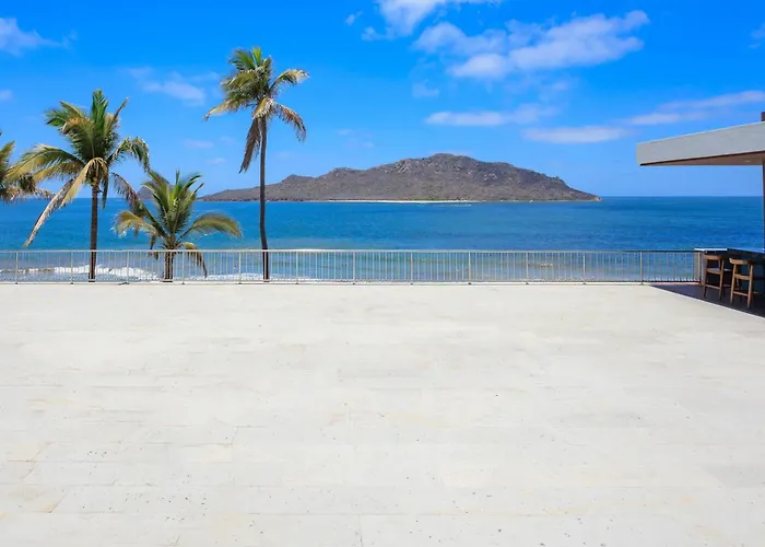 Courtyard By Marriott Mazatlan Beach Resort